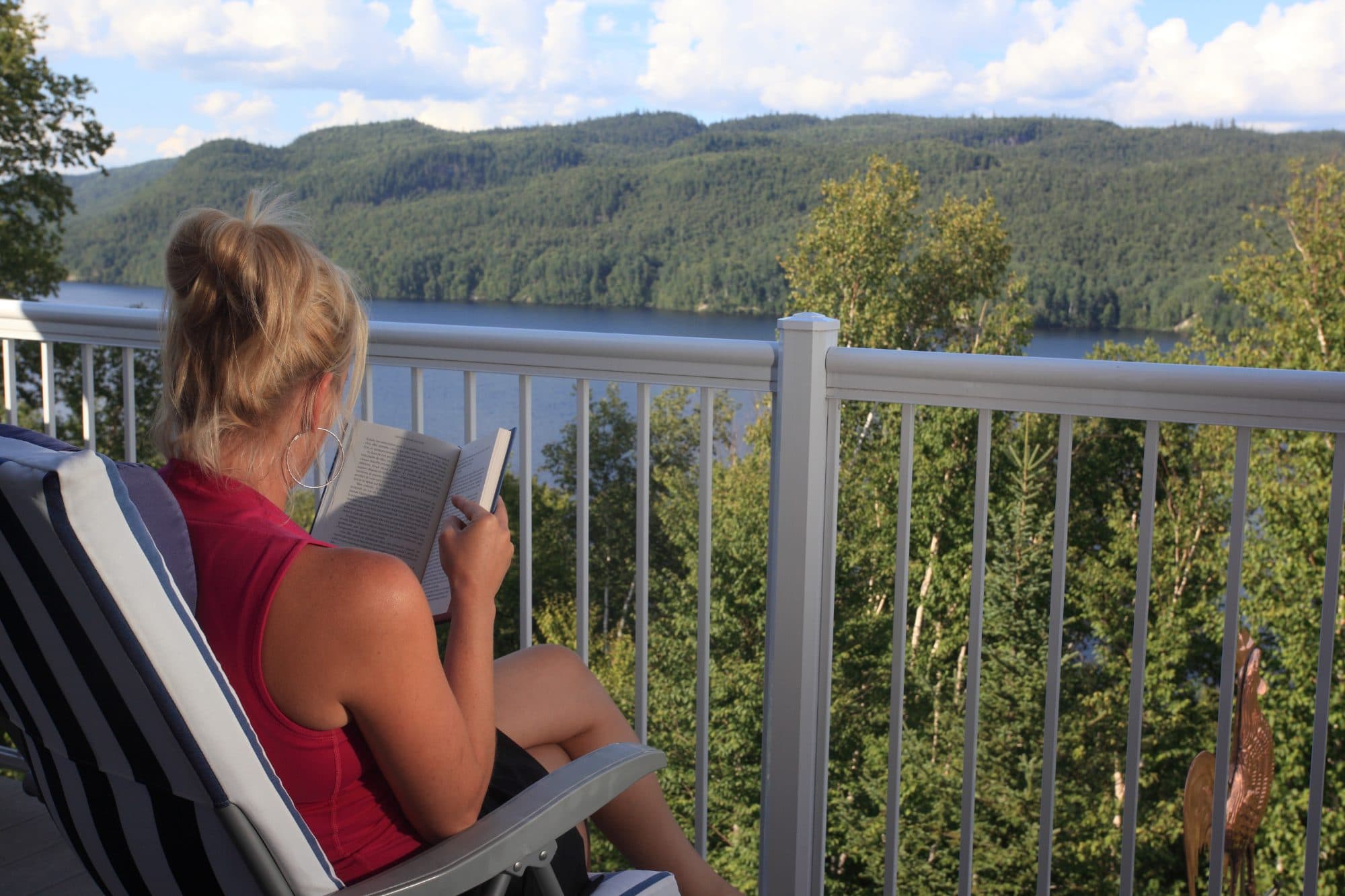 An afternoon on the deck